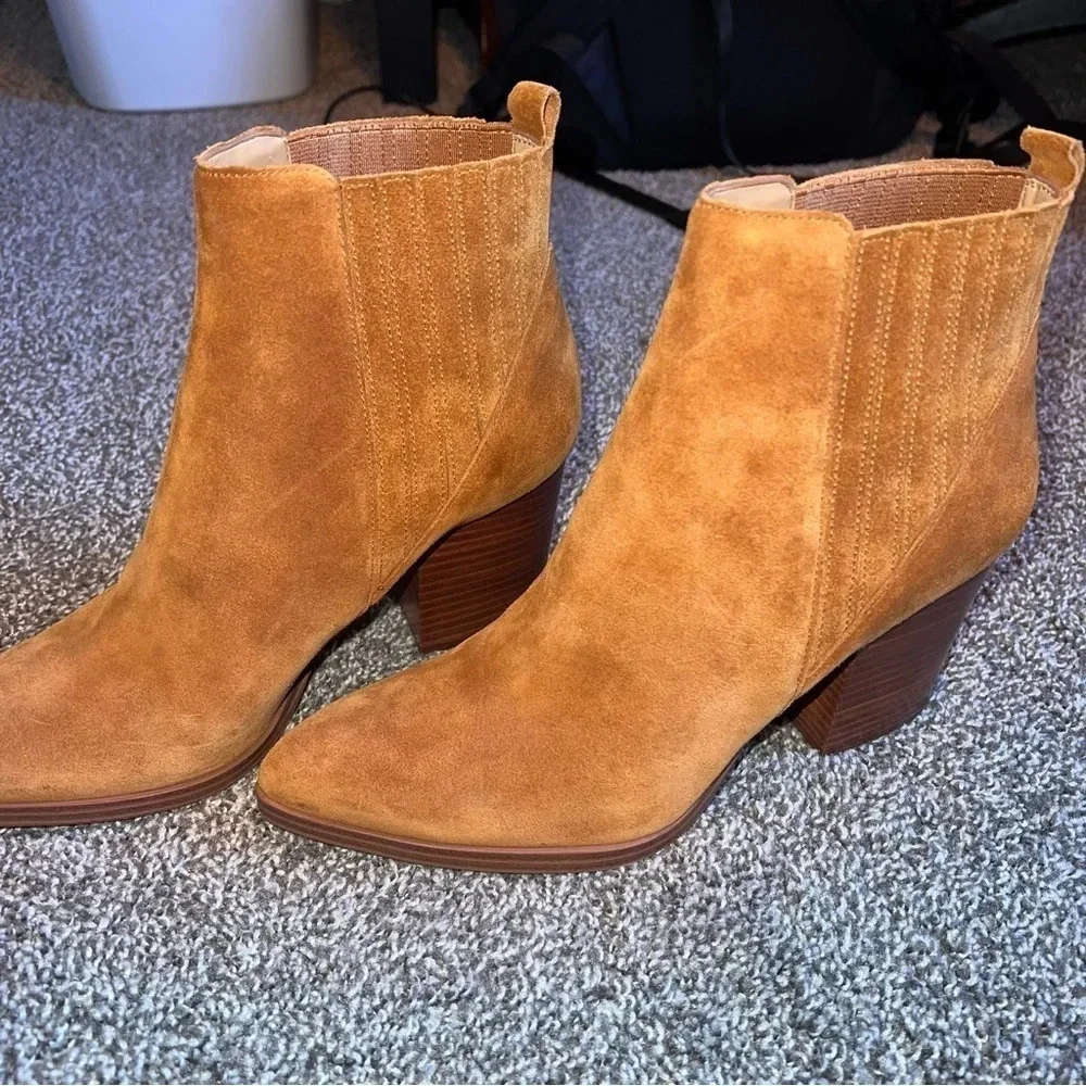 Marc Fisher Alva High Block Ankle Bootie Size 9M